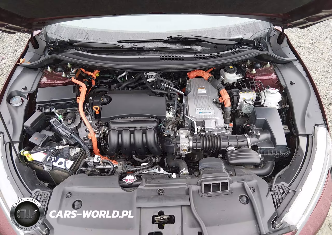 2018 Honda Clarity Plug-In Hybrid Touring VIN:JHMZC5F36JC019843 - 10