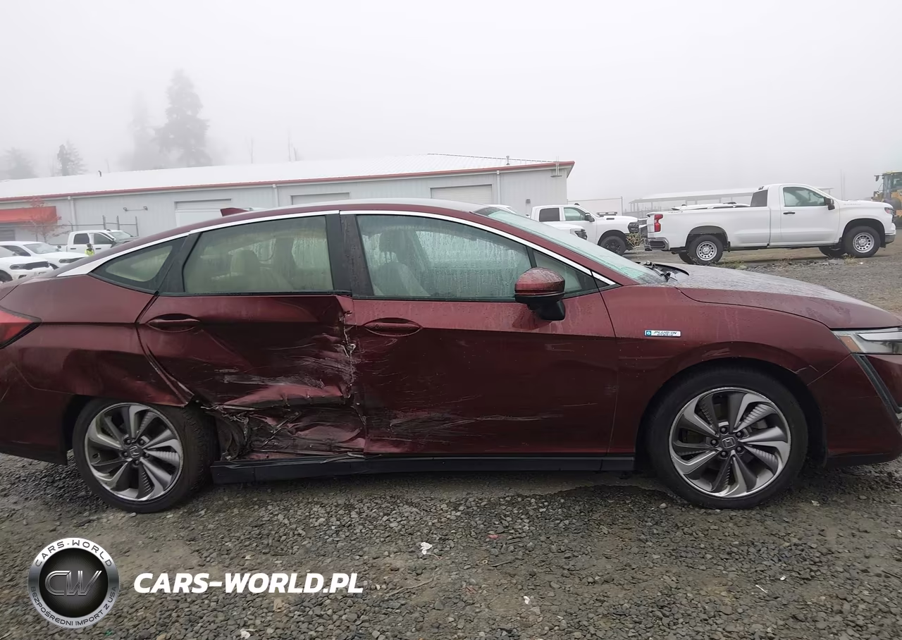 2018 Honda Clarity Plug-In Hybrid Touring VIN:JHMZC5F36JC019843 - 13