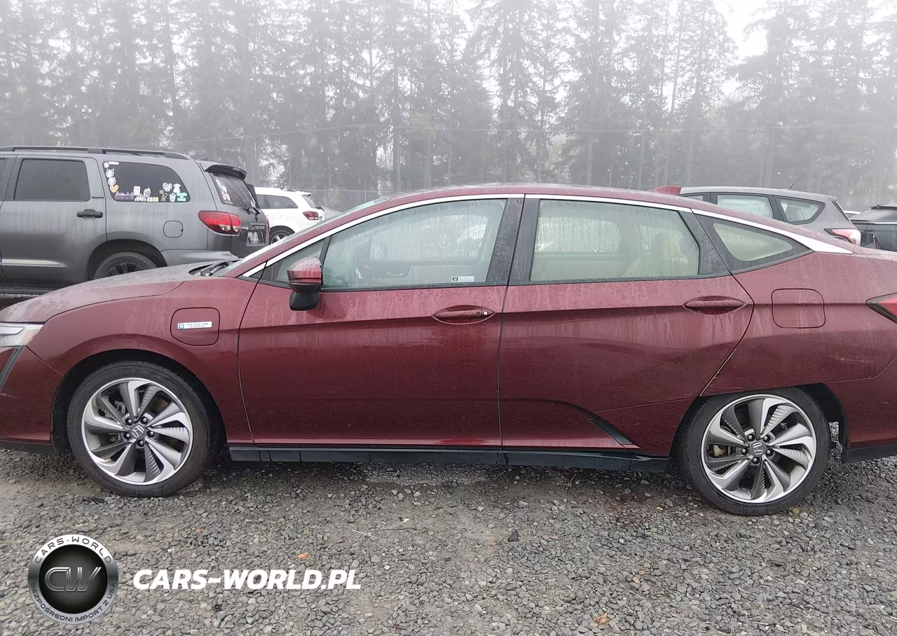 2018 Honda Clarity Plug-In Hybrid Touring VIN:JHMZC5F36JC019843 - 14
