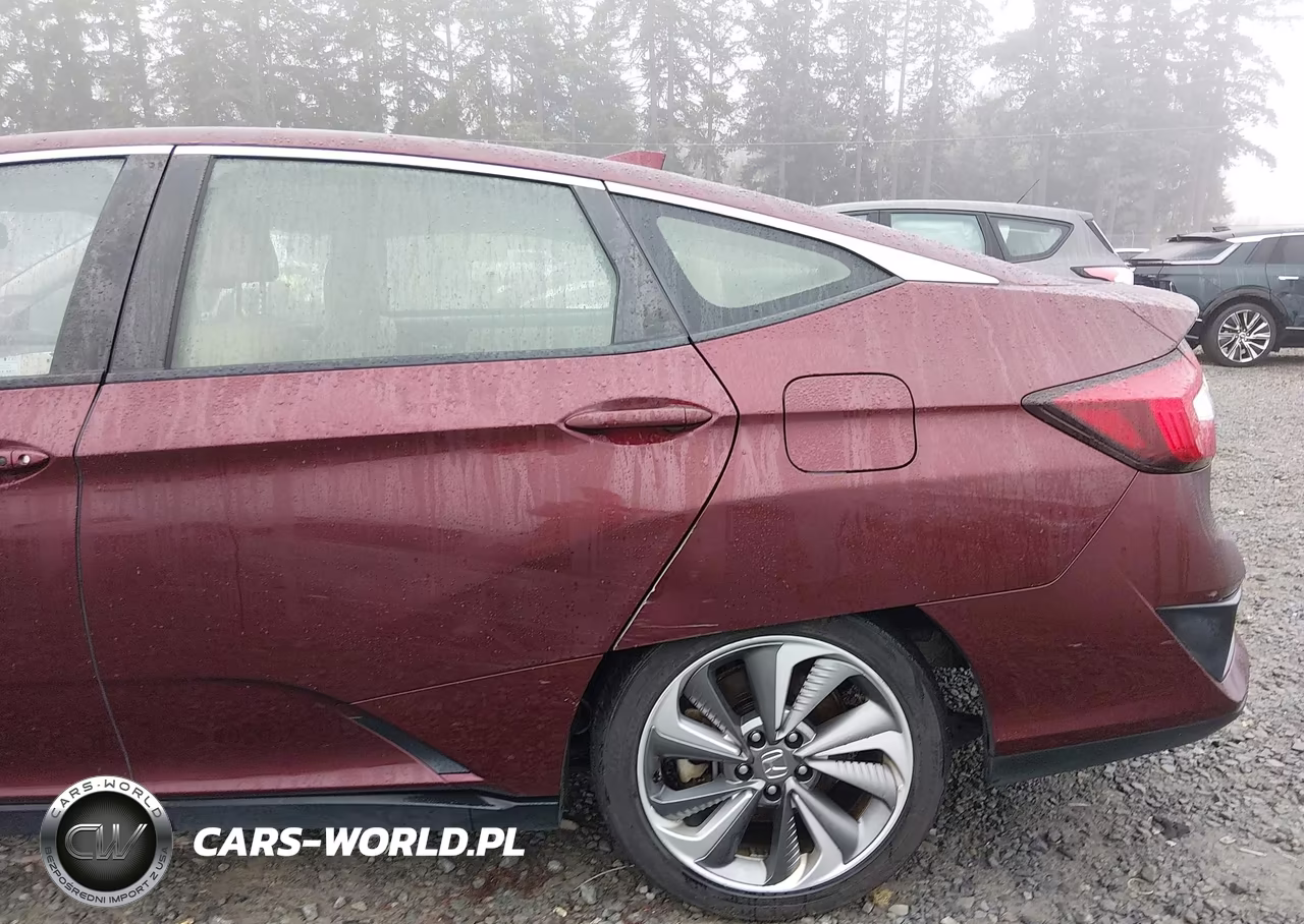 2018 Honda Clarity Plug-In Hybrid Touring VIN:JHMZC5F36JC019843 - 21