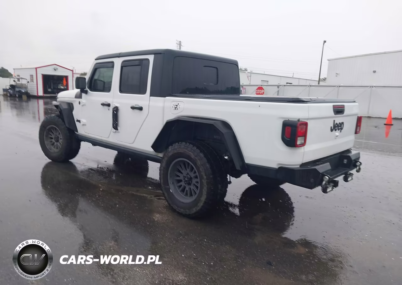 2021 Jeep Gladiator Willys 4X4 VIN:1C6HJTAG6ML541904 - 3