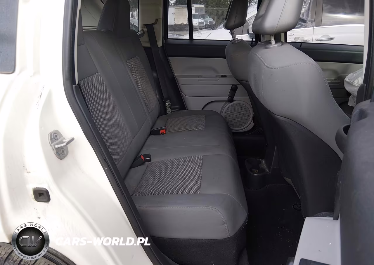 2007 Jeep Compass Sport VIN:1J8FT47W07D428908 - 8