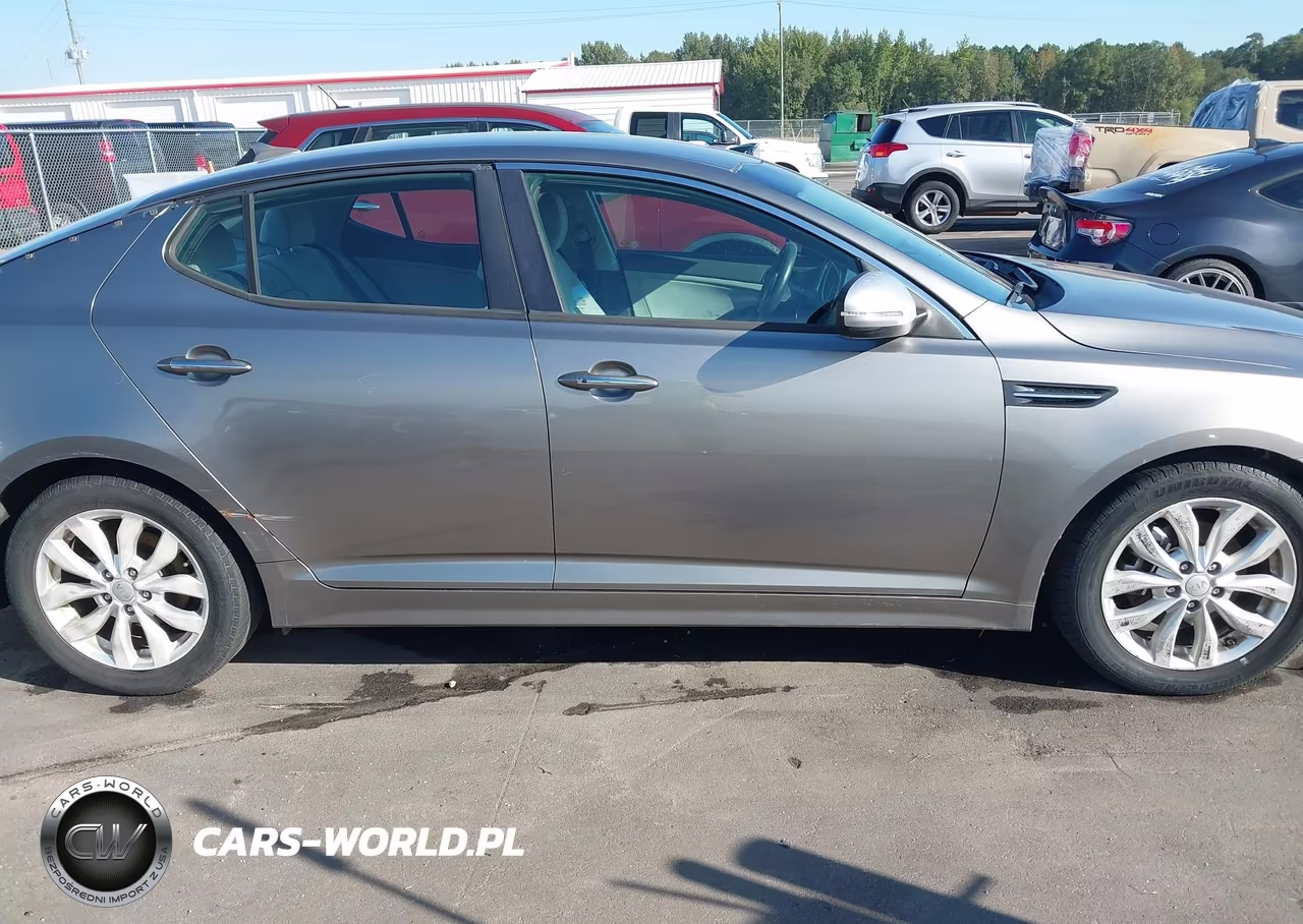 2015 Kia Optima Lx VIN:5XXGM4A73FG499146 - 13