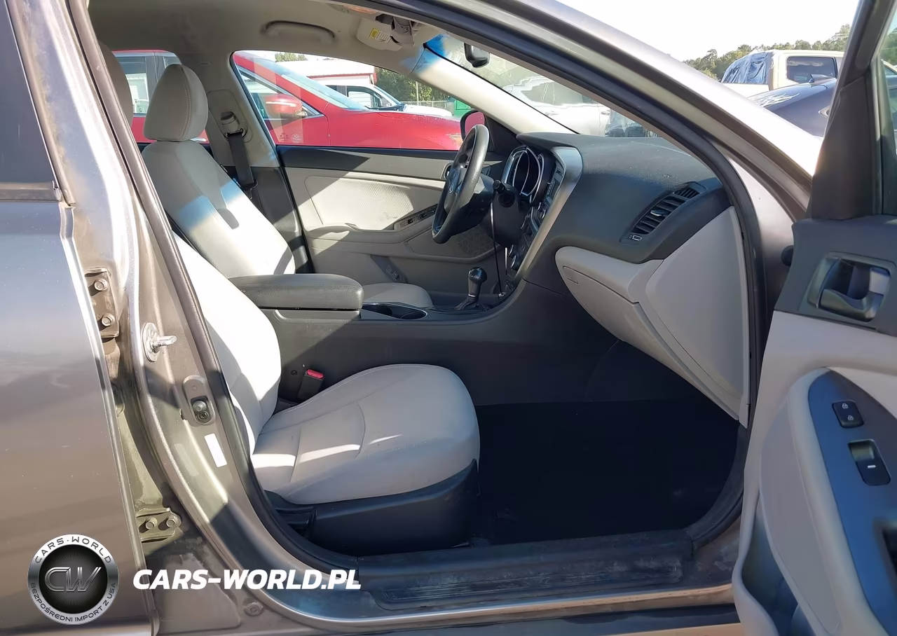 2015 Kia Optima Lx VIN:5XXGM4A73FG499146 - 5