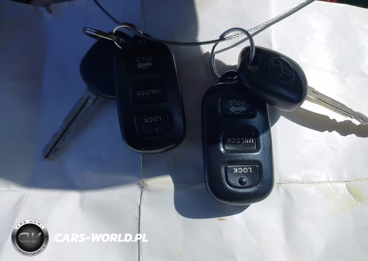 2005 Toyota Camry Xle VIN:4T1BE30K15U601989 - 11
