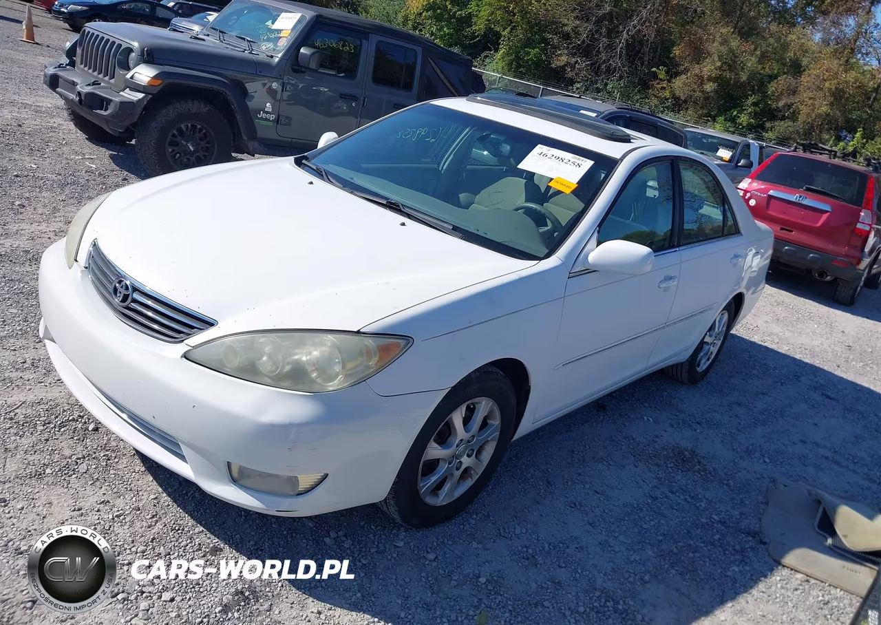 2005 Toyota Camry Xle VIN:4T1BE30K15U601989 - 2