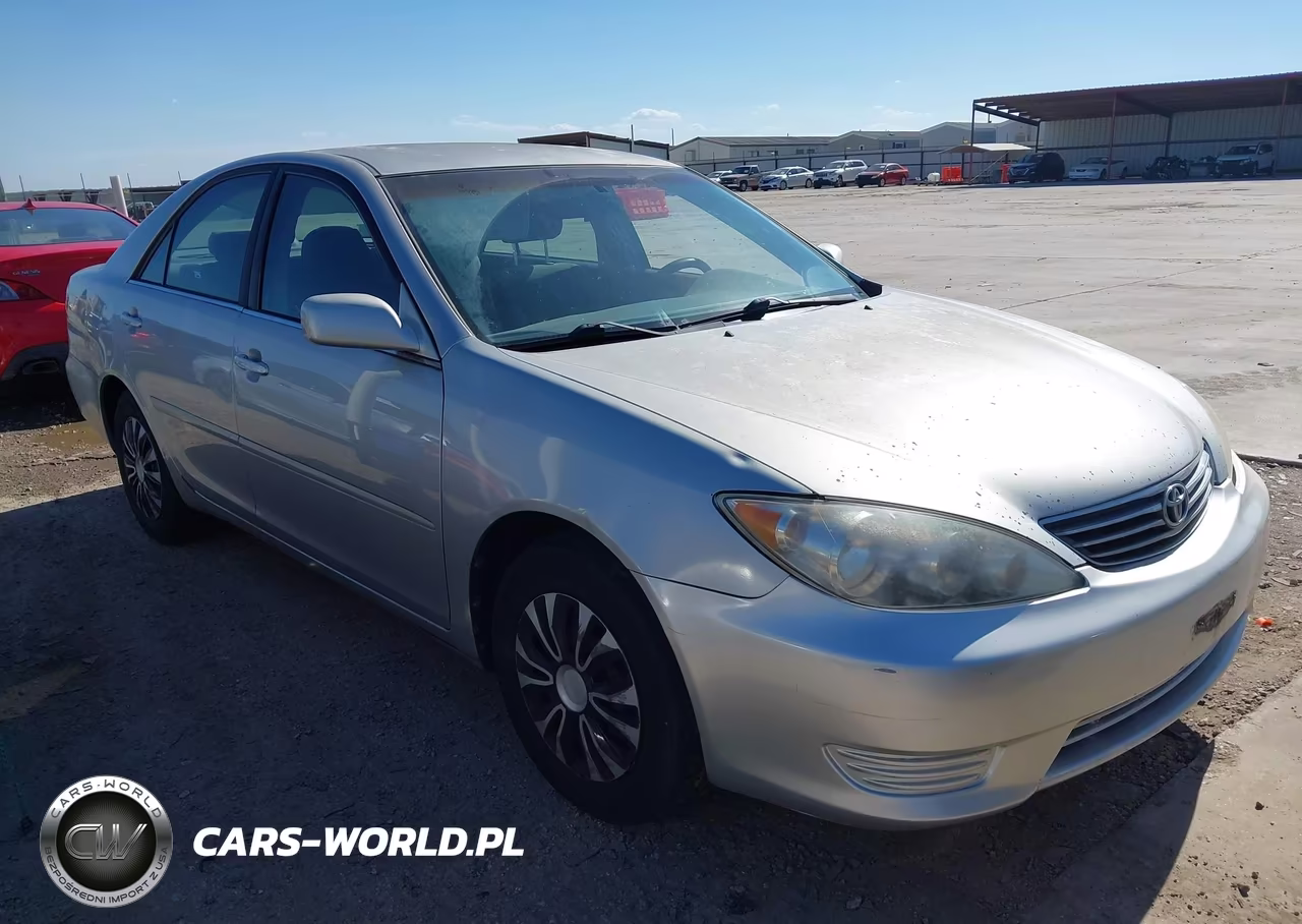 2005 Toyota Camry Le