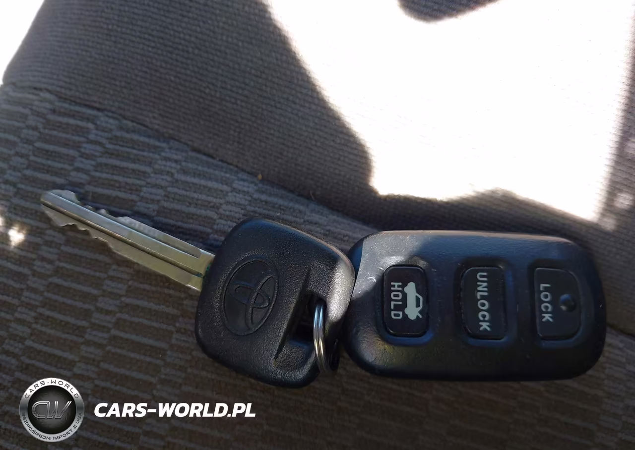 2005 Toyota Camry Le VIN:4T1BE32K45U431916 - 11