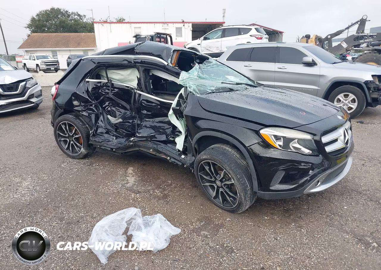 2016 Mercedes-Benz Gla 250 – zdjęcie 1 z 17