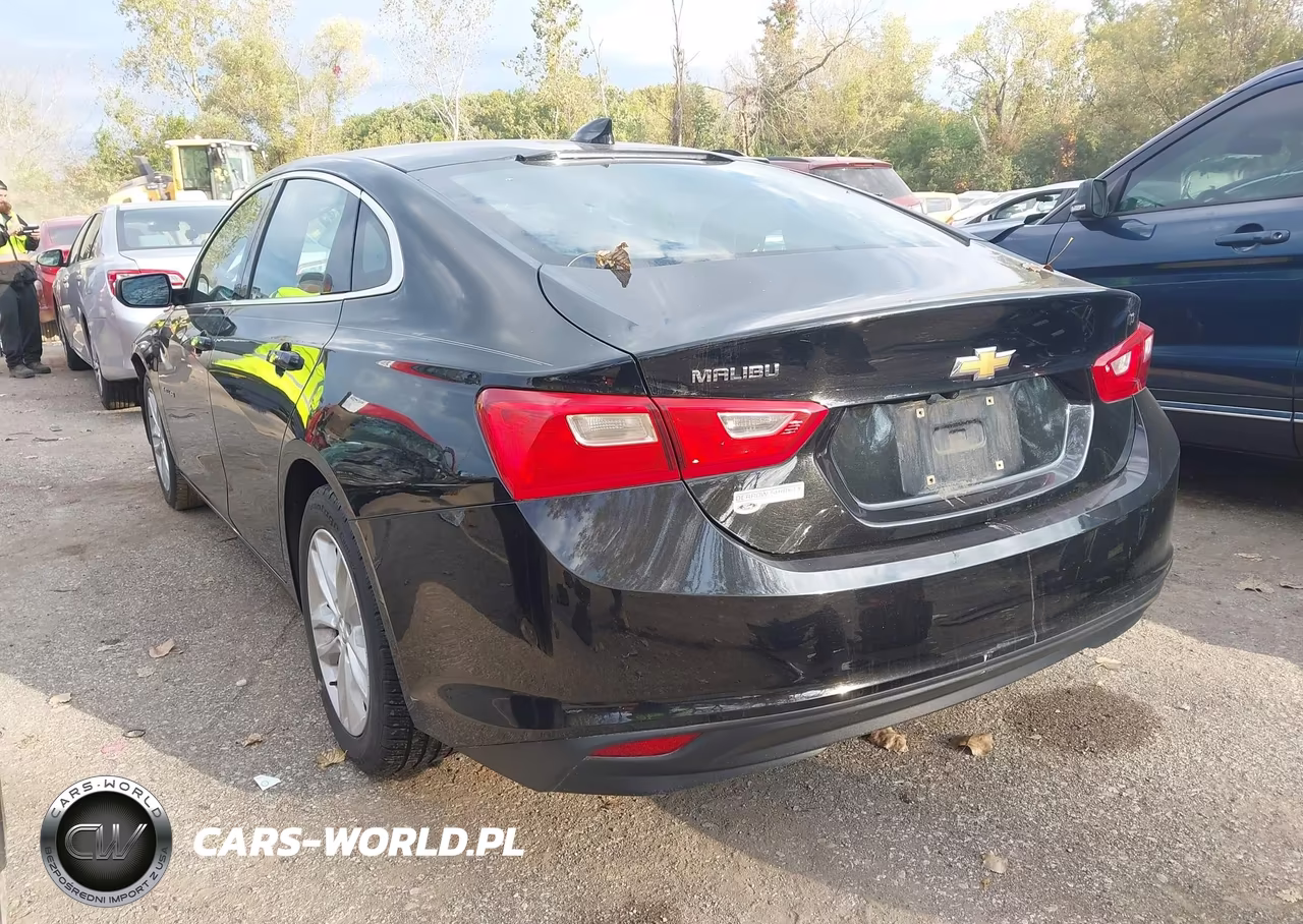 2018 Chevrolet Malibu Lt VIN:1G1ZD5ST0JF220942 - 3