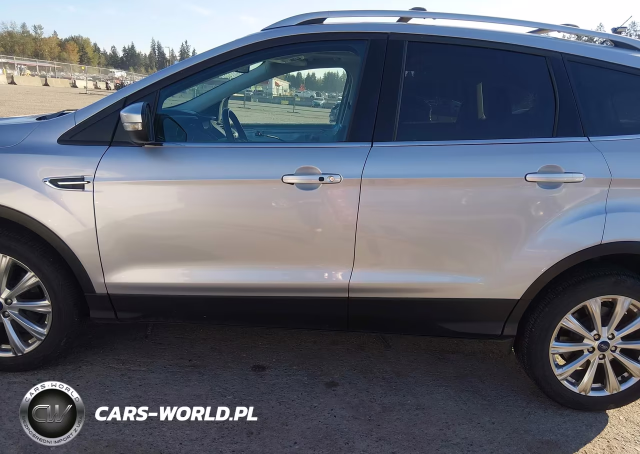 2017 Ford Escape Titanium VIN:1FMCU9J97HUA51207 - 15