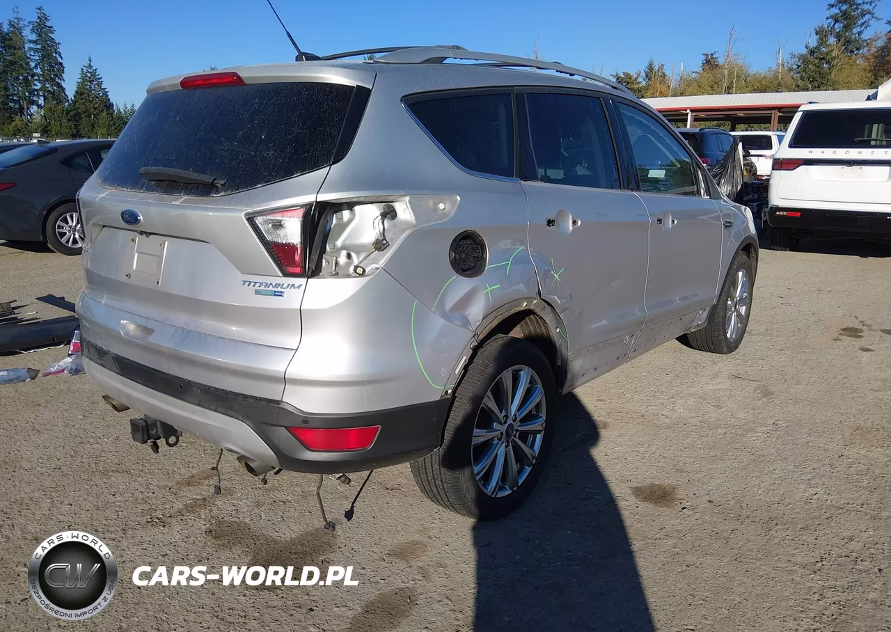 2017 Ford Escape Titanium VIN:1FMCU9J97HUA51207 - 4
