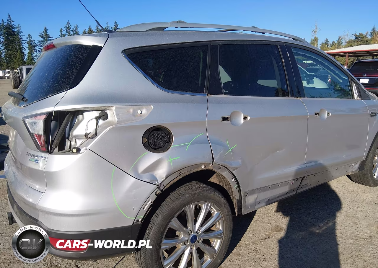 2017 Ford Escape Titanium VIN:1FMCU9J97HUA51207 - 6