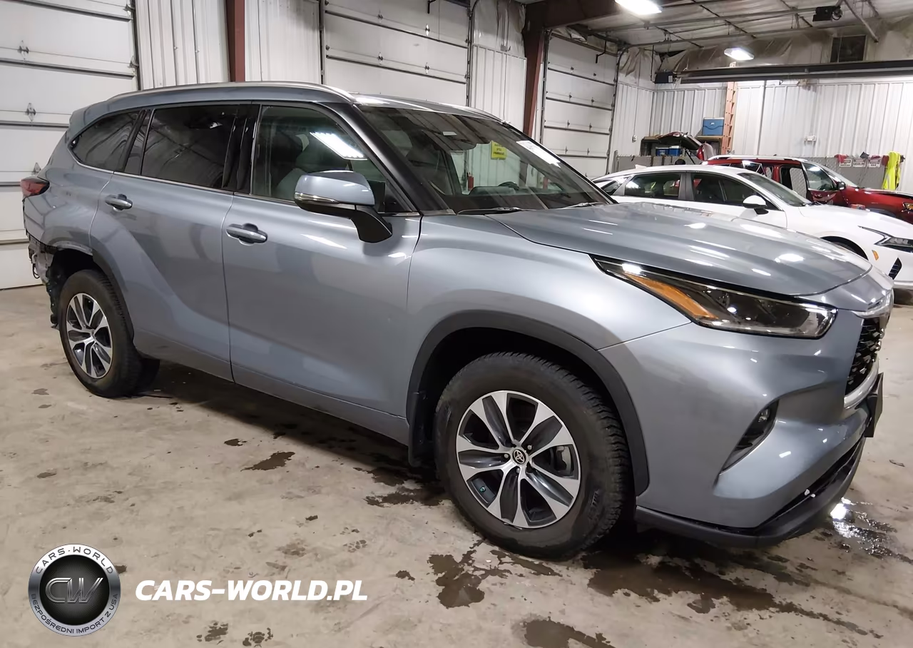 2021 Toyota Highlander Xle