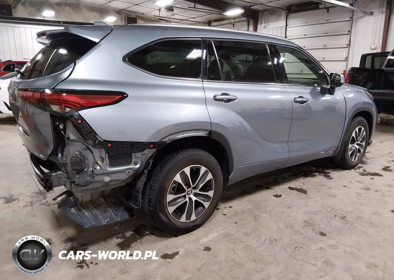 2021 Toyota Highlander Xle VIN:5TDGZRBH1MS149595 - 4