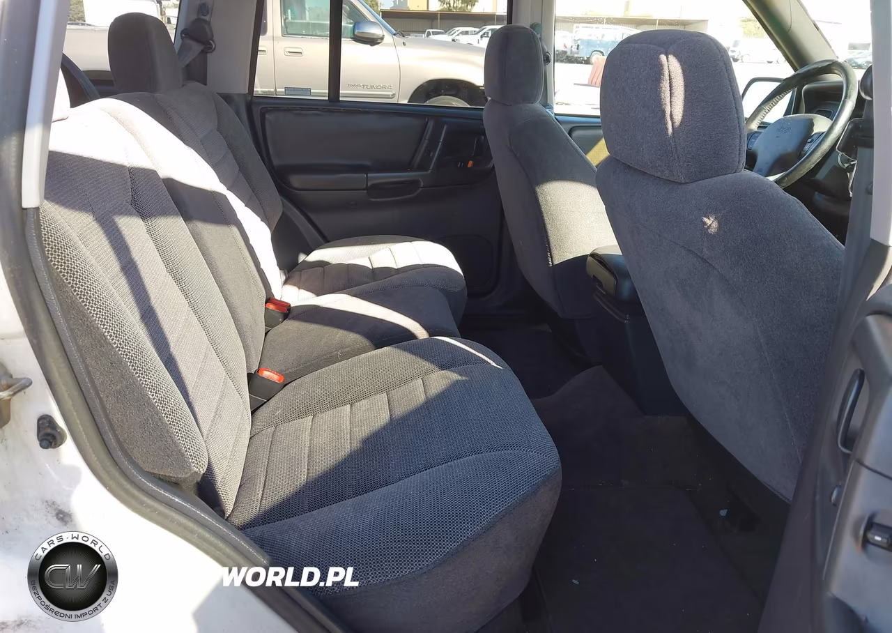 1996 Jeep Grand Cherokee Laredo VIN:1J4FX58SXTC160795 - 8