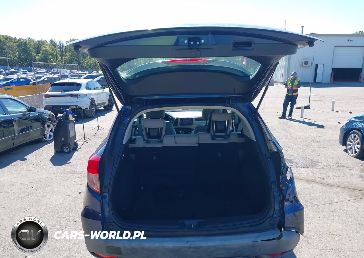 2017 Honda Hr-V Lx VIN:3CZRU6H3XHM700639 - 18