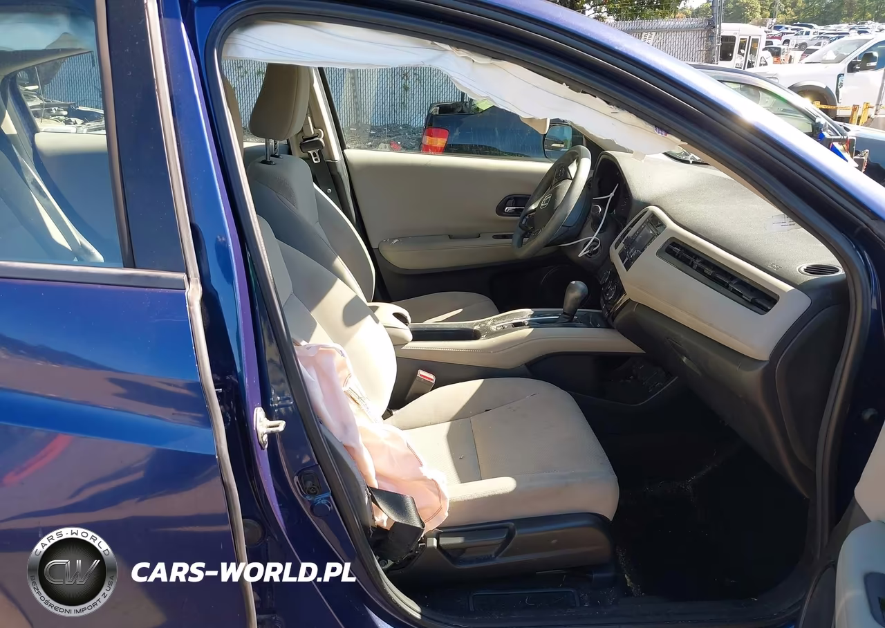 2017 Honda Hr-V Lx VIN:3CZRU6H3XHM700639 - 5
