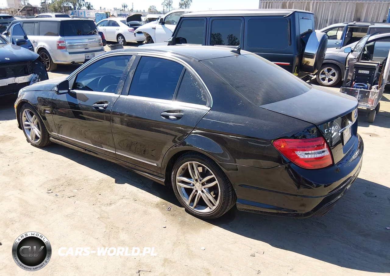 2012 Mercedes-Benz C 250 Sport VIN:WDDGF4HB2CR213726 - 3