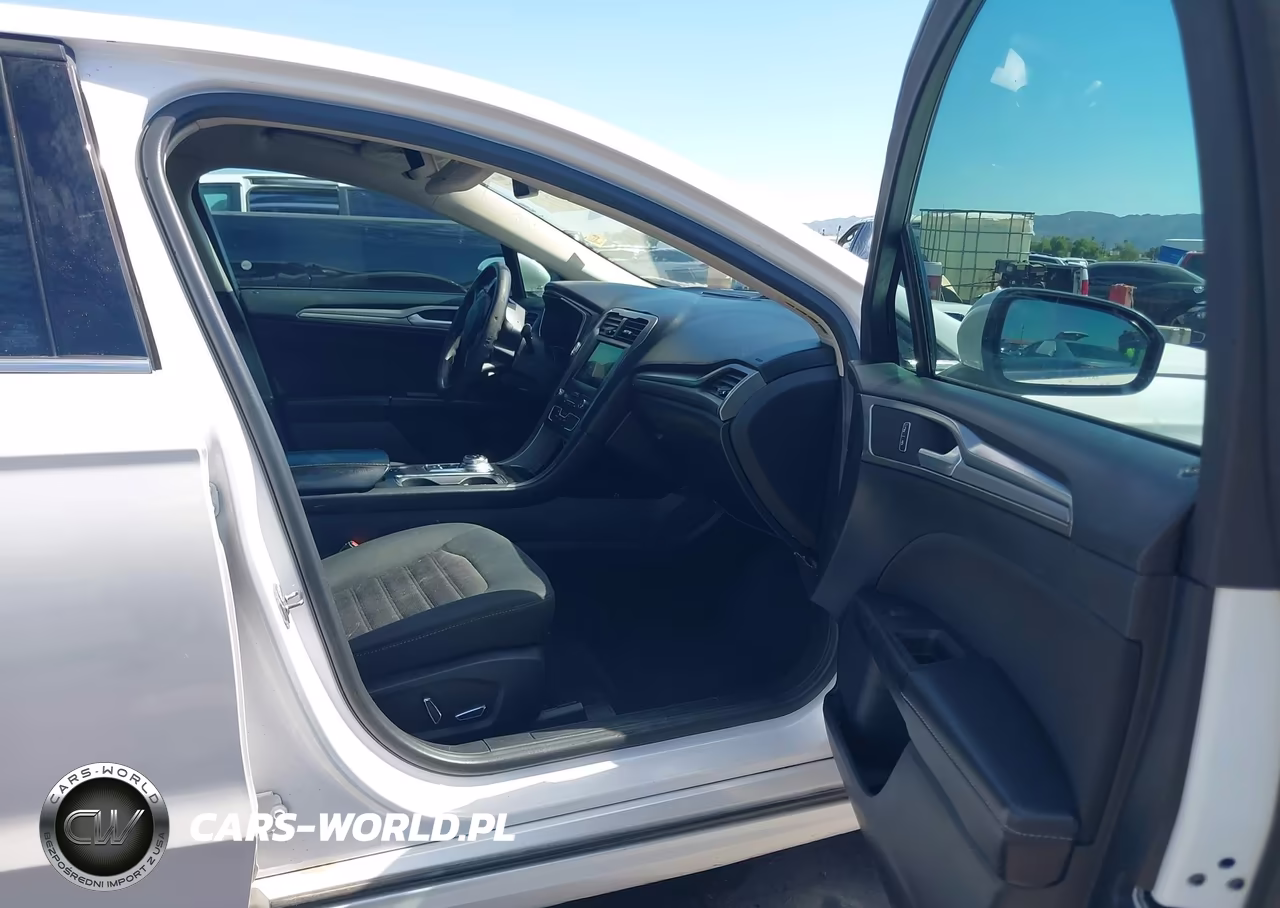 2019 Ford Fusion Se VIN:3FA6P0HD1KR268920 - 5