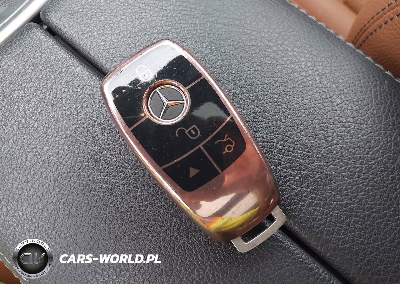 2020 Mercedes-Benz Glc 300 VIN:WDC0G8DB6LF740945 - 11