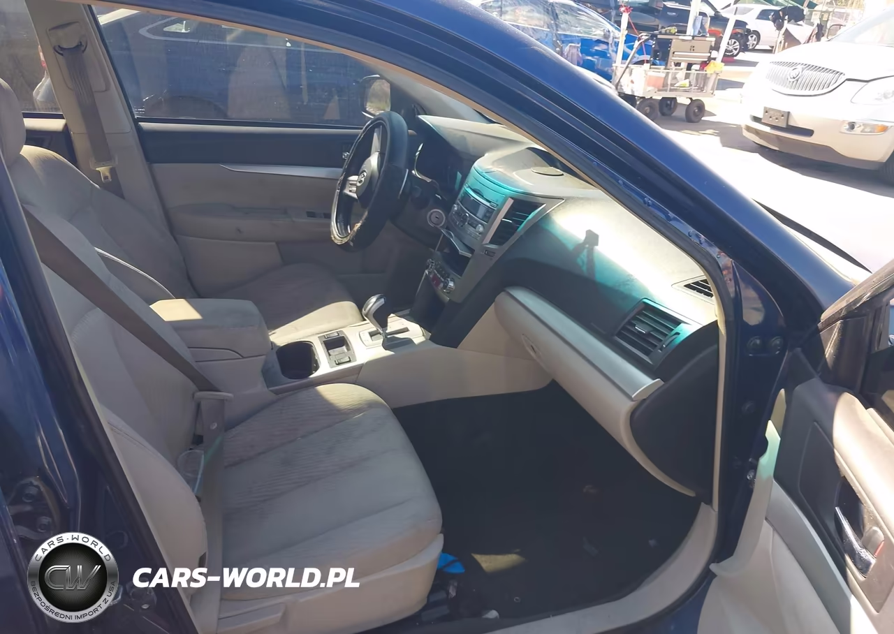 2011 Subaru Outback 2.5I Premium VIN:4S4BRBCC3B3430604 - 5