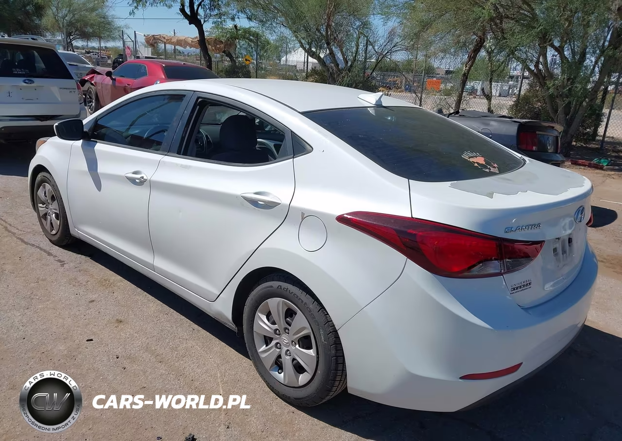 2016 Hyundai Elantra Se VIN:5NPDH4AE0GH788710 - 3