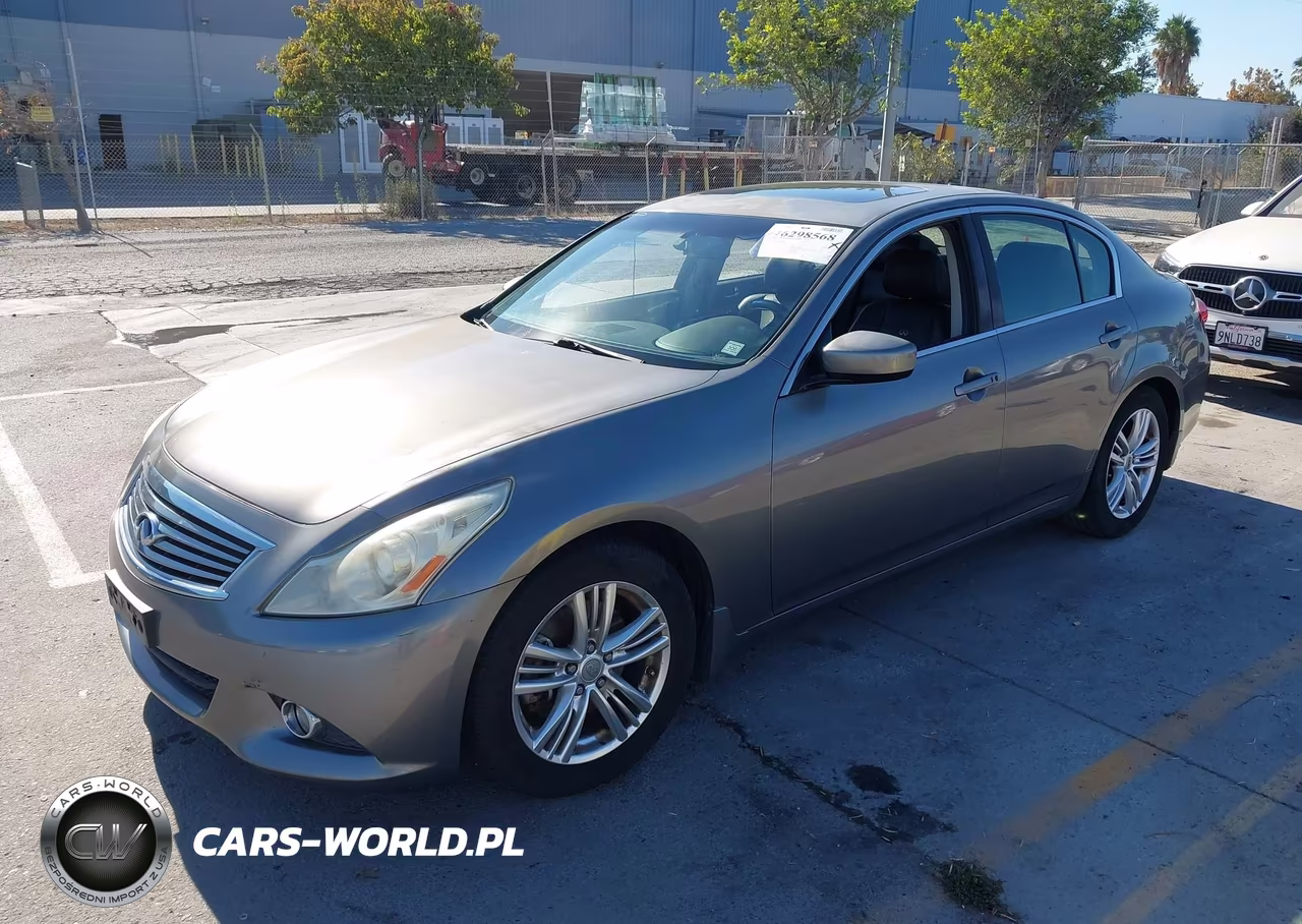 2013 Infiniti G37 Journey VIN:JN1CV6AP8DM710682 - 2