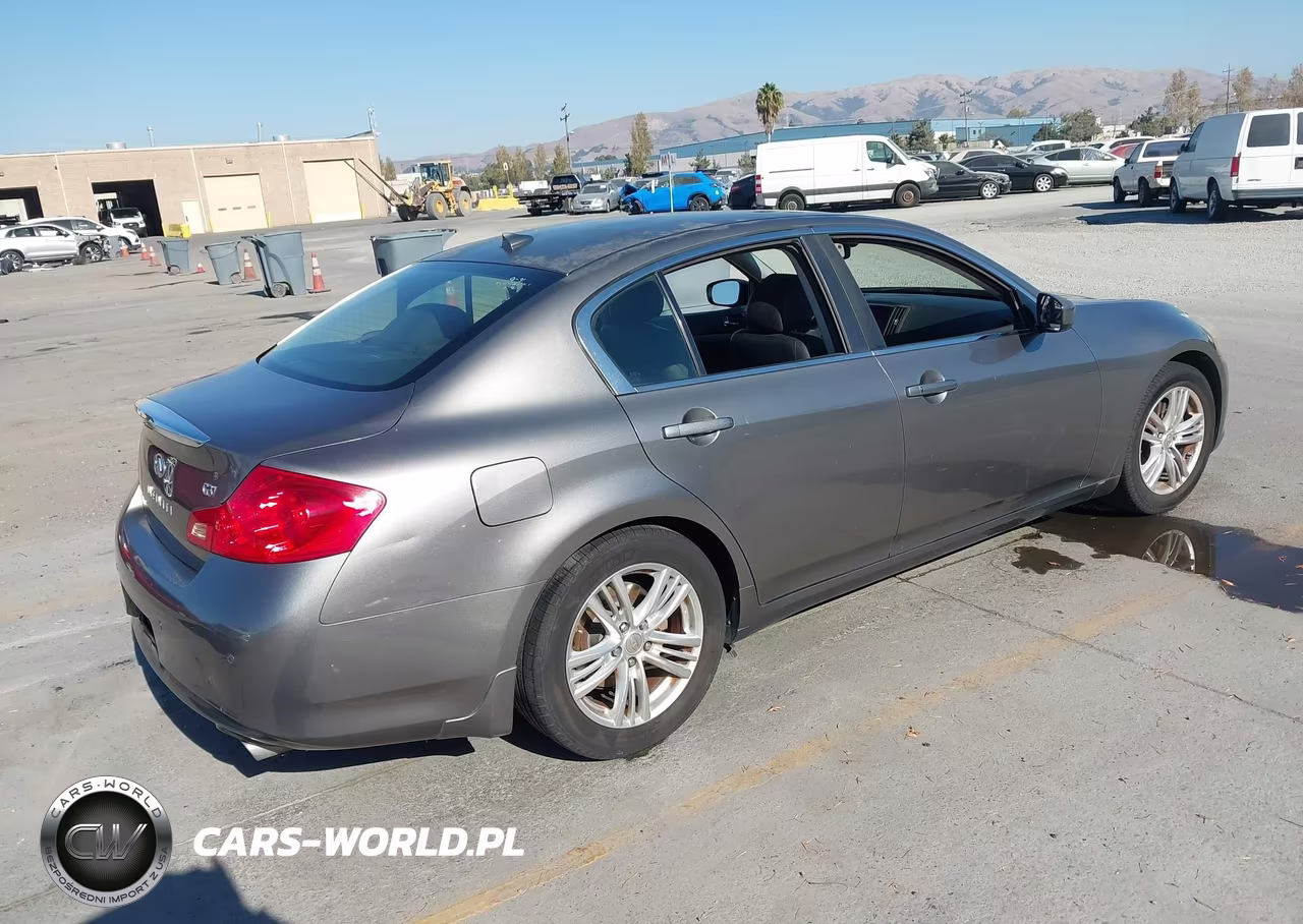 2013 Infiniti G37 Journey VIN:JN1CV6AP8DM710682 - 4