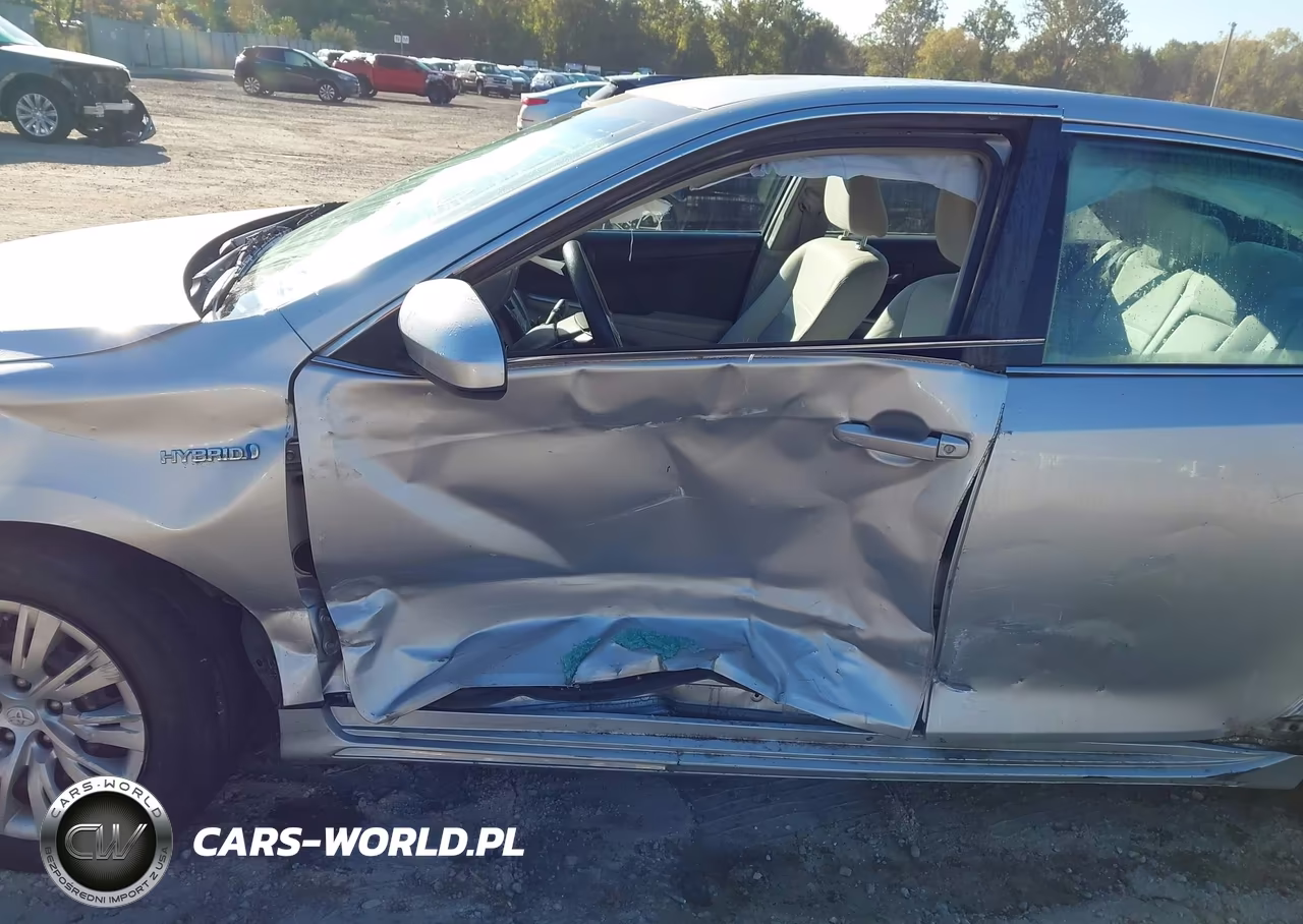 2014 Toyota Camry Hybrid Le VIN:4T1BD1FK6EU109618 - 6