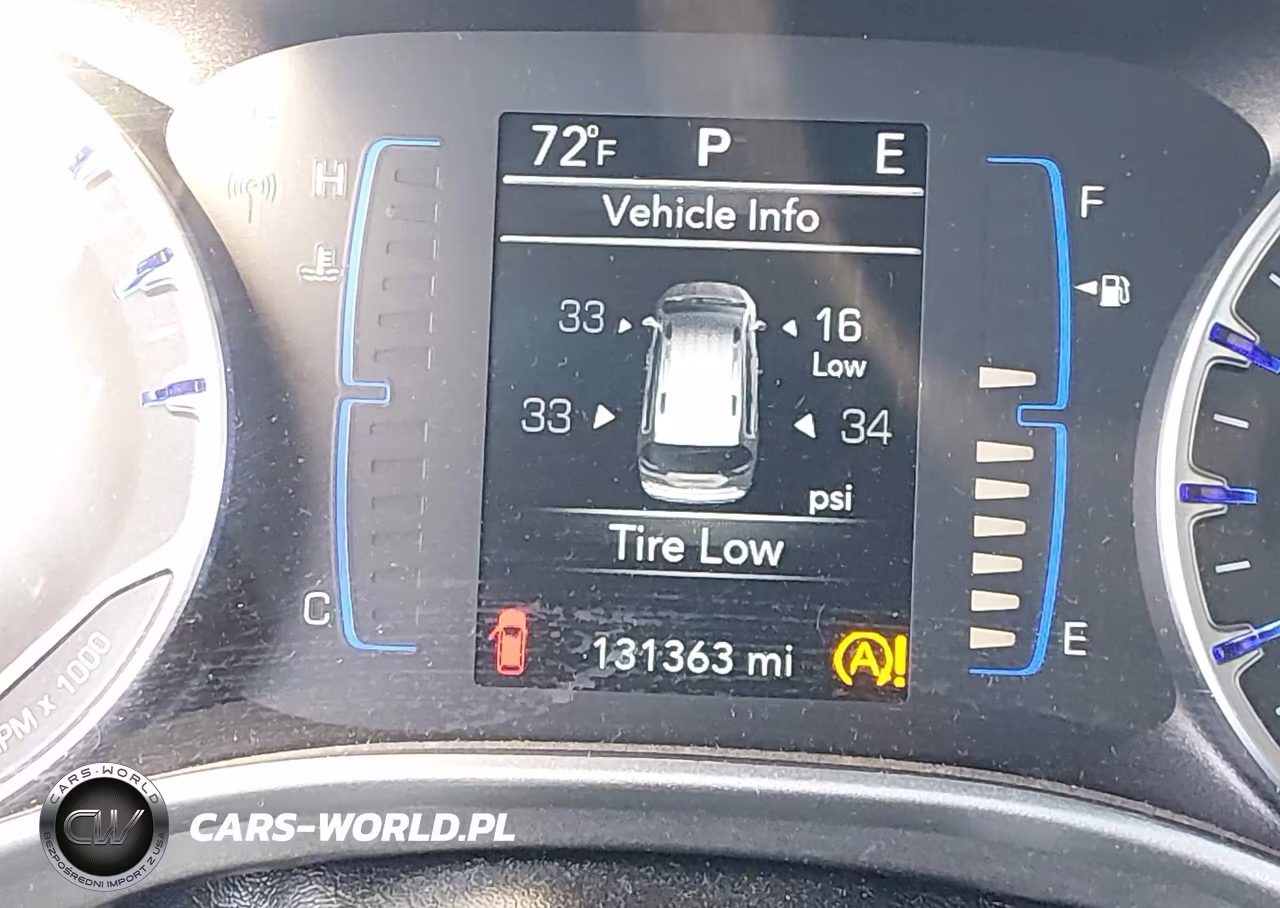 2020 Chrysler Pacifica Touring L VIN:2C4RC1BG2LR128264 - 15