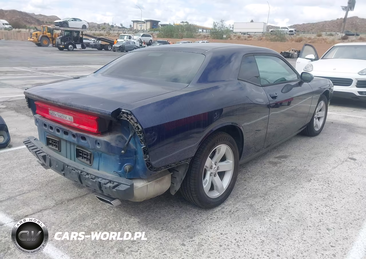 2014 Dodge Challenger Sxt VIN:2C3CDYAG0EH231886 - 4