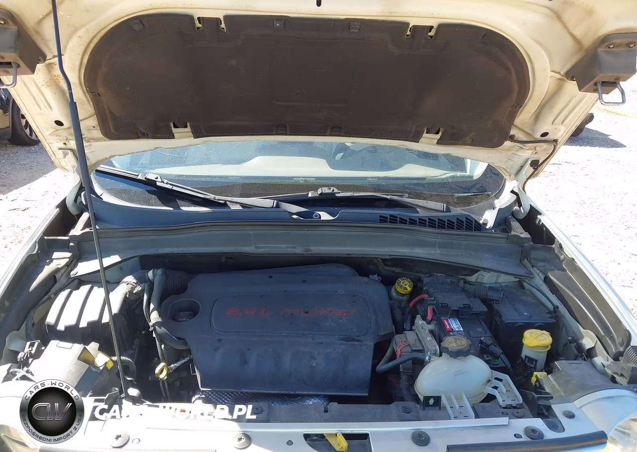 2016 Jeep Renegade Limited VIN:ZACCJADT2GPD71993 - 10