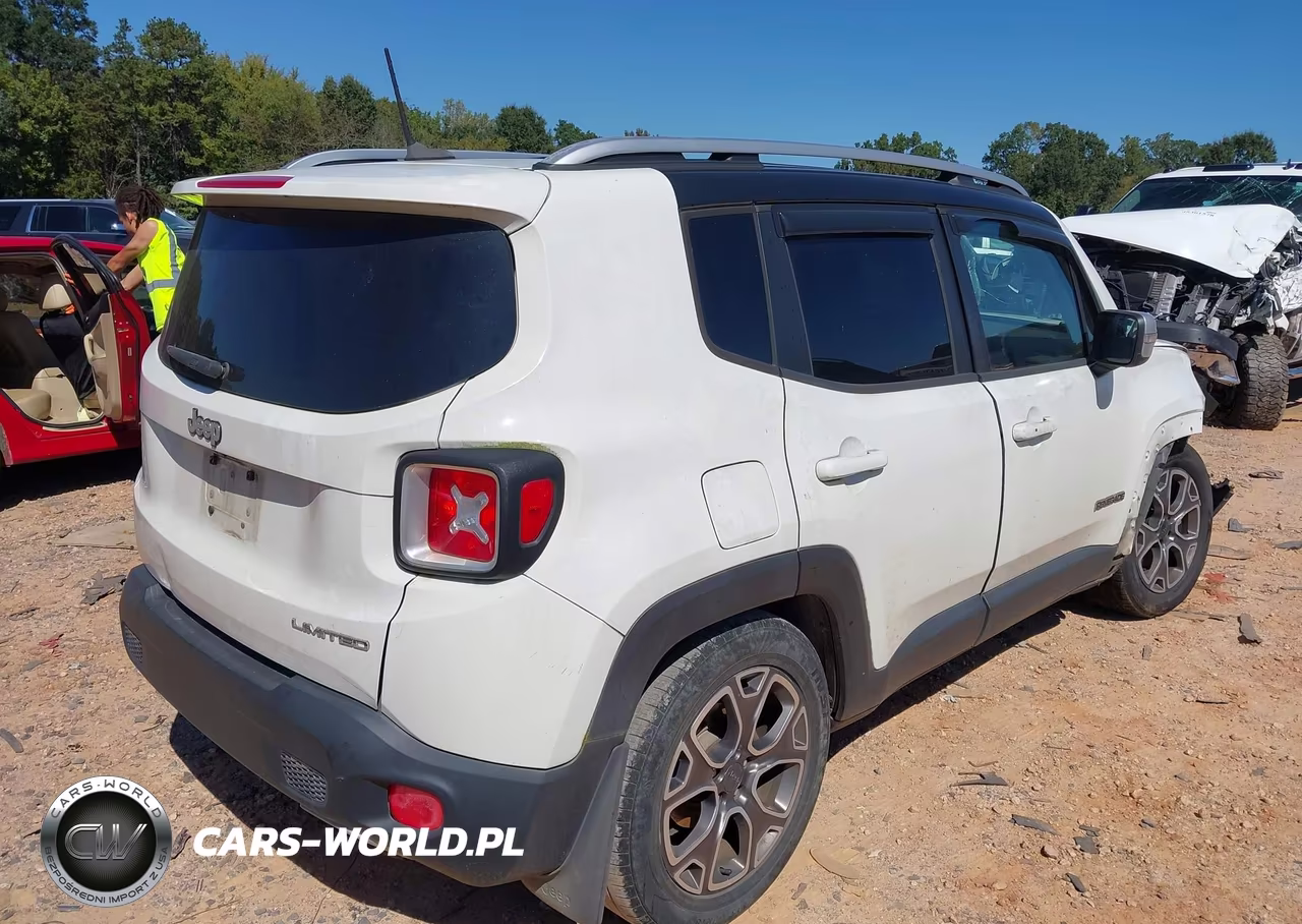 2016 Jeep Renegade Limited VIN:ZACCJADT2GPD71993 - 4