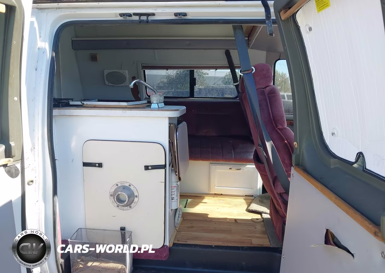 1993 Ford Econoline E250 Super Duty Van VIN:1FDHS24H4PHA35706 - 8