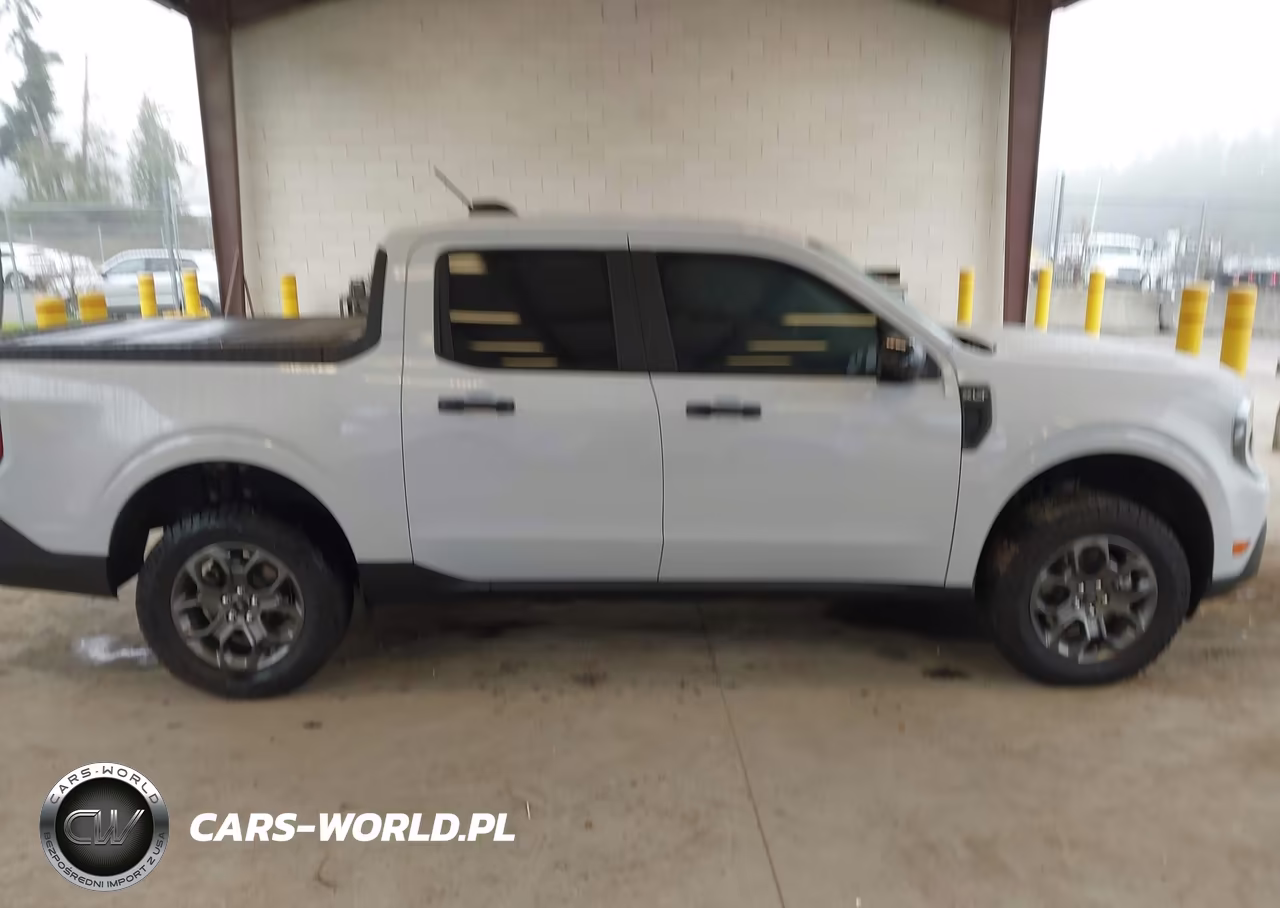 2025 Ford Maverick Xlt VIN:3FTTW8H32SRB13606 - 14