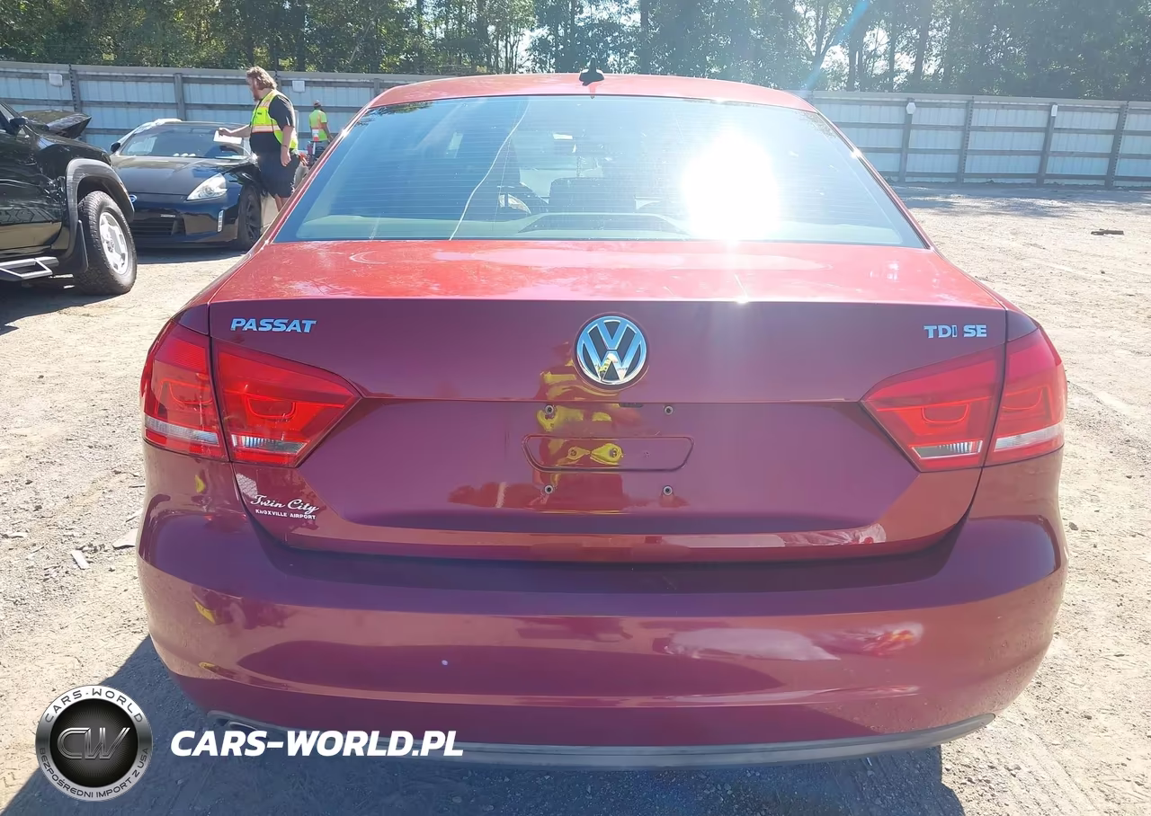 2015 Volkswagen Passat 2.0L Tdi Se VIN:1VWBV7A32FC058854 - 16