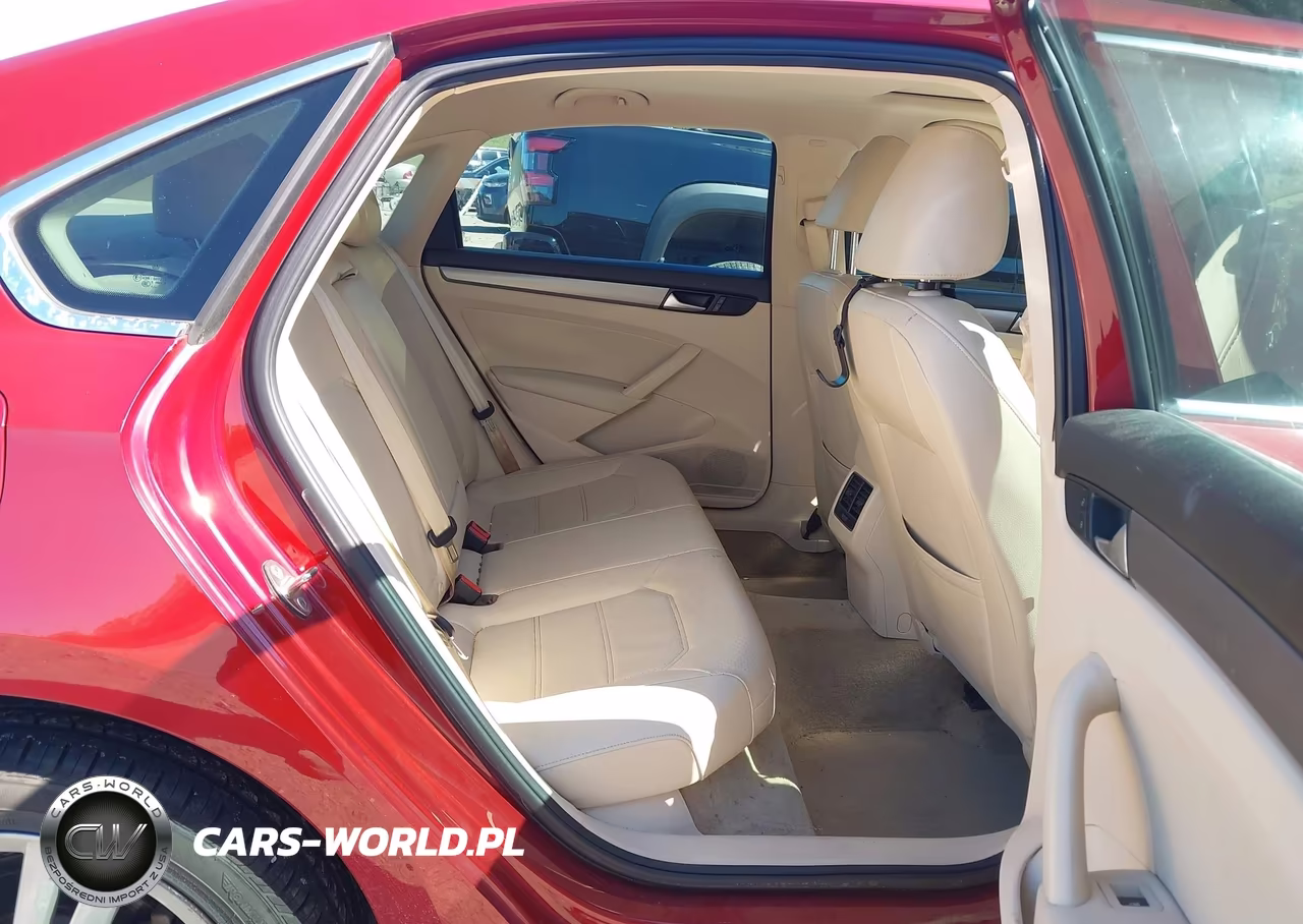 2015 Volkswagen Passat 2.0L Tdi Se VIN:1VWBV7A32FC058854 - 8