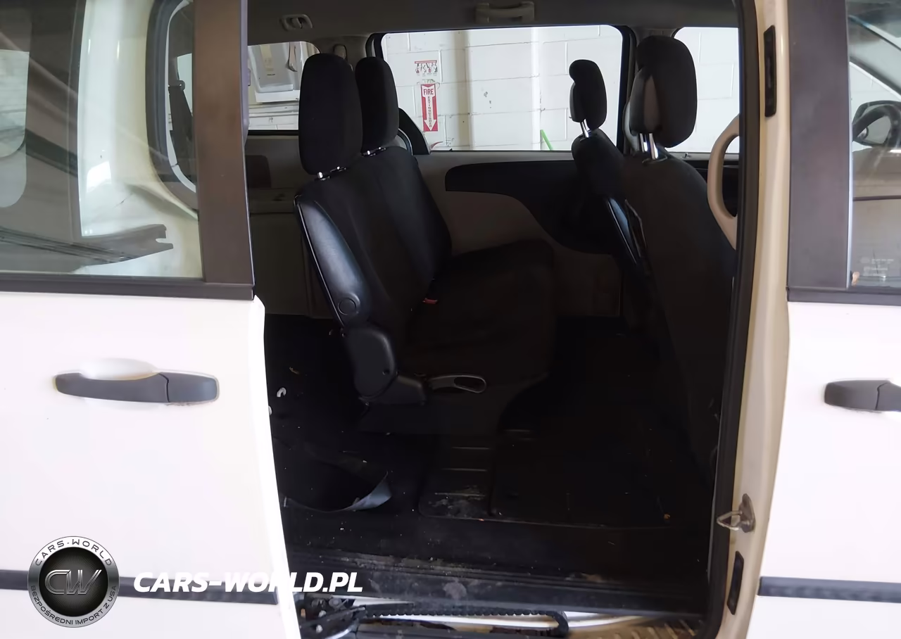 2013 Dodge Grand Caravan American Value Pkg VIN:2C4RDGBG3DR557155 - 8