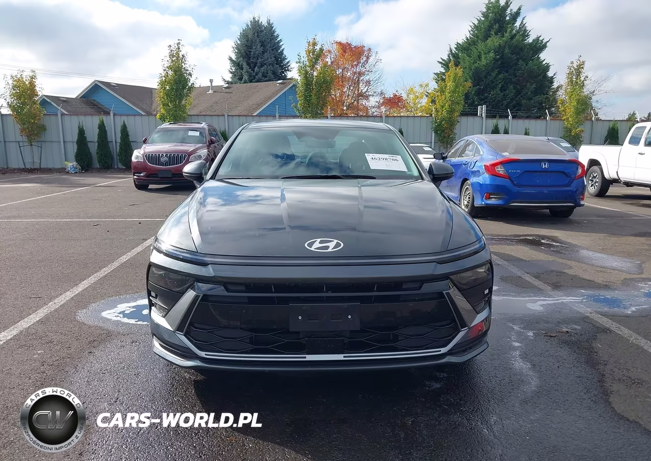 2026 Hyundai Sonata Hybrid Blue VIN:KMHL24JJ4TA157563 - 12