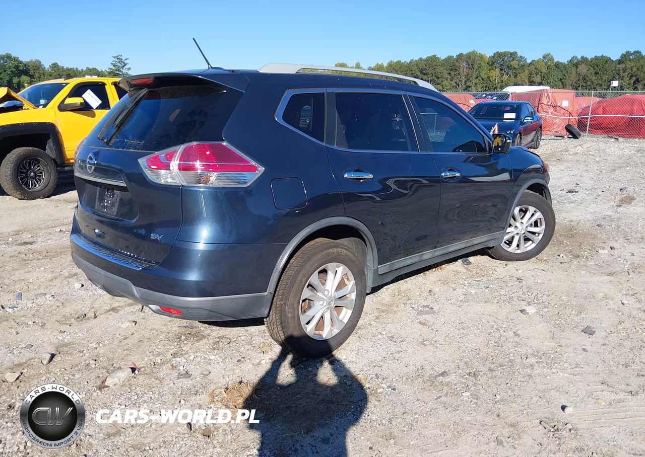 2015 Nissan Rogue Sv VIN:5N1AT2MT5FC907079 - 4