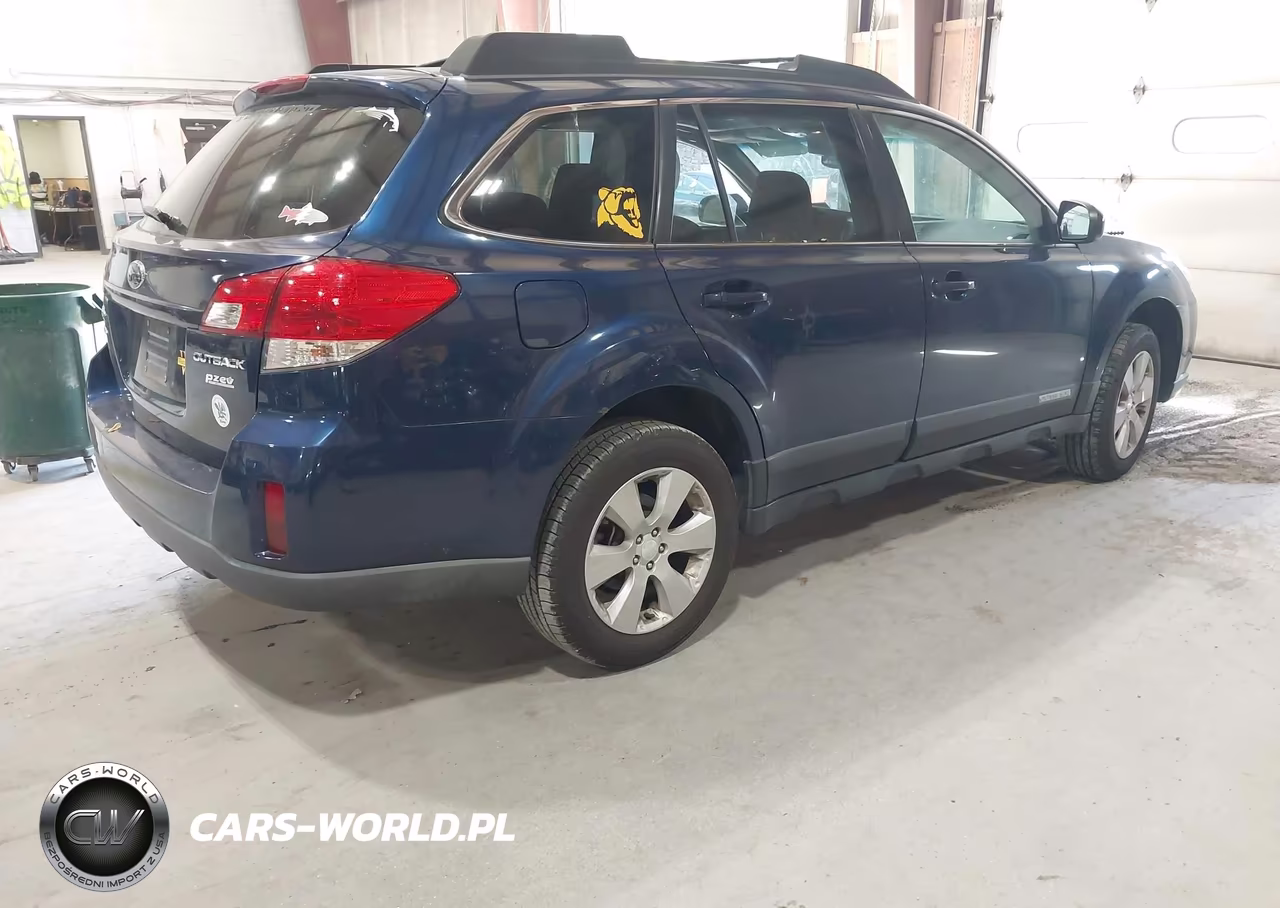 2011 Subaru Outback 2.5I Premium VIN:4S4BRBGC1B3331497 - 4