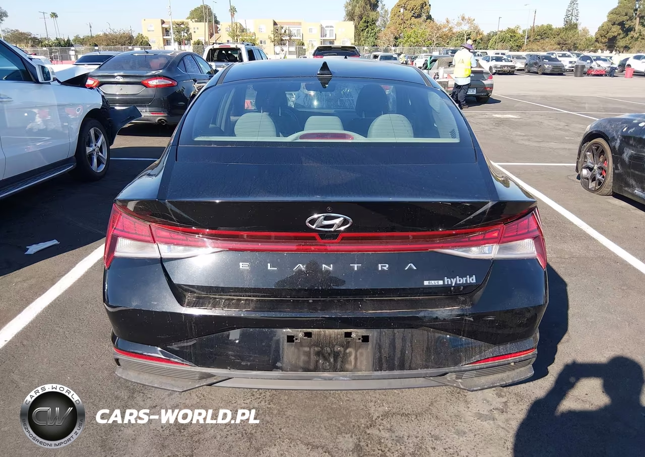 2023 Hyundai Elantra Hybrid Blue VIN:KMHLM4AJ5PU059253 - 17