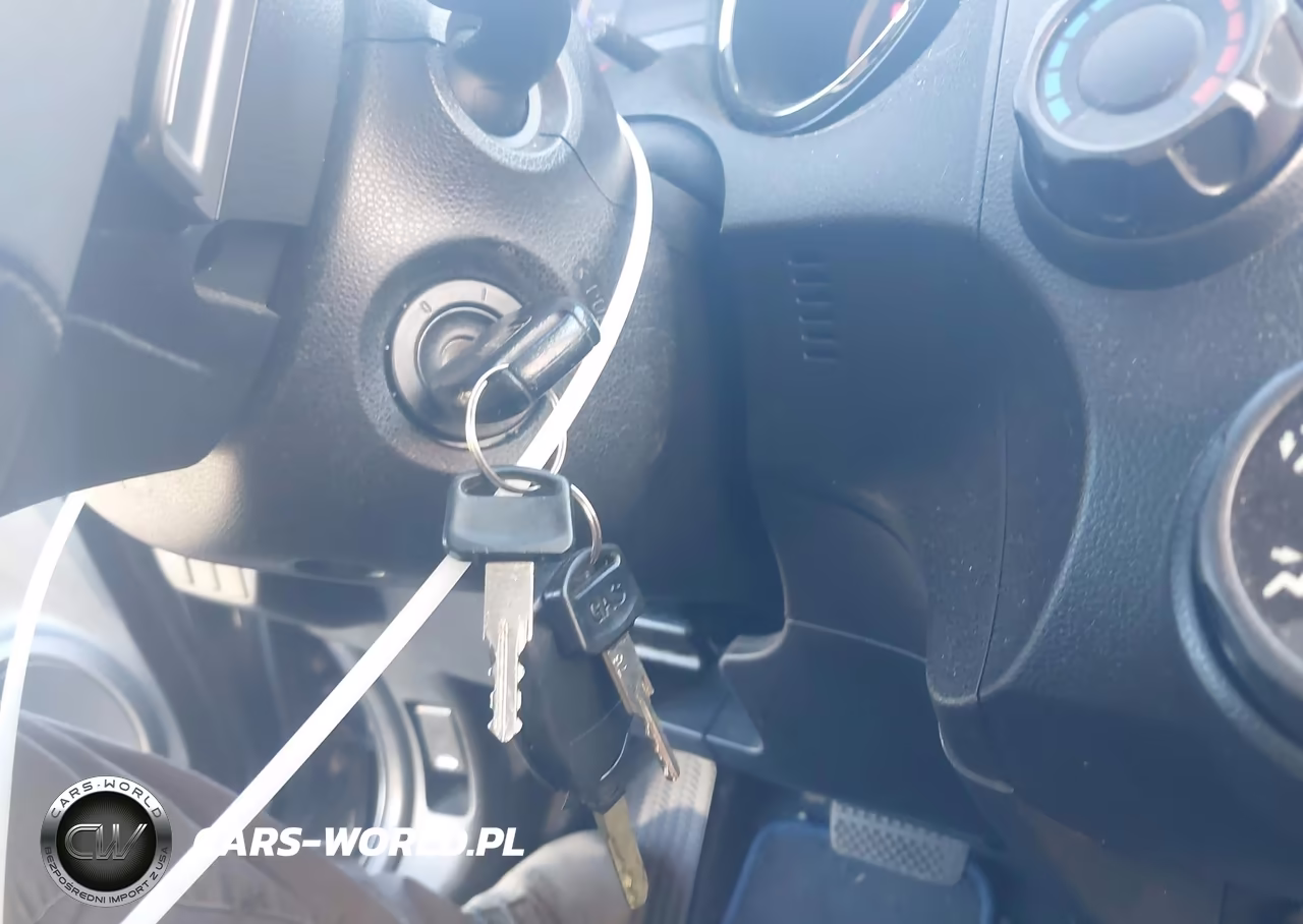 2013 Honda Fit Sport VIN:JHMGE8H50DC071023 - 11