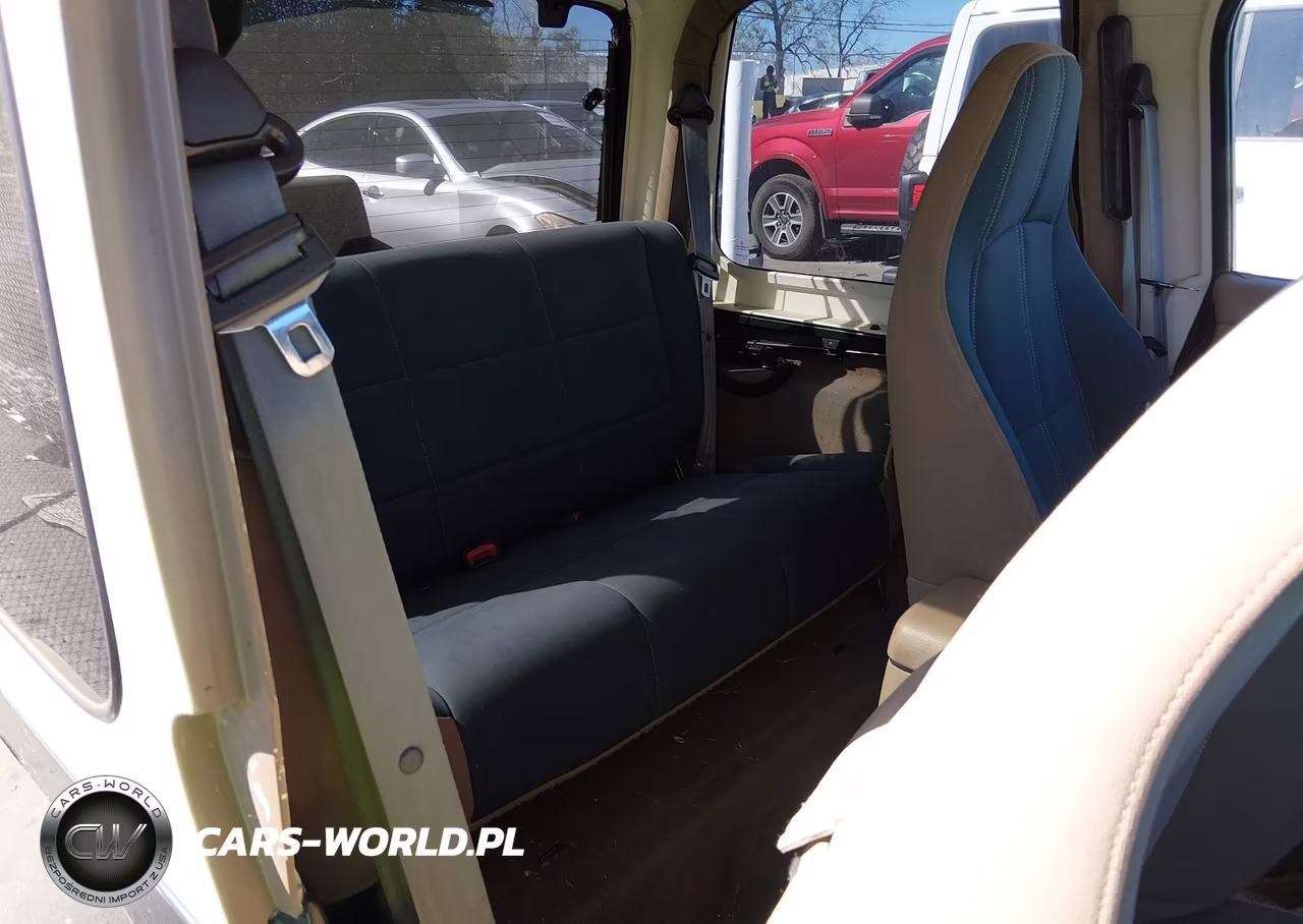 1999 Jeep Wrangler Sahara VIN:1J4FY49S7XP475218 - 8