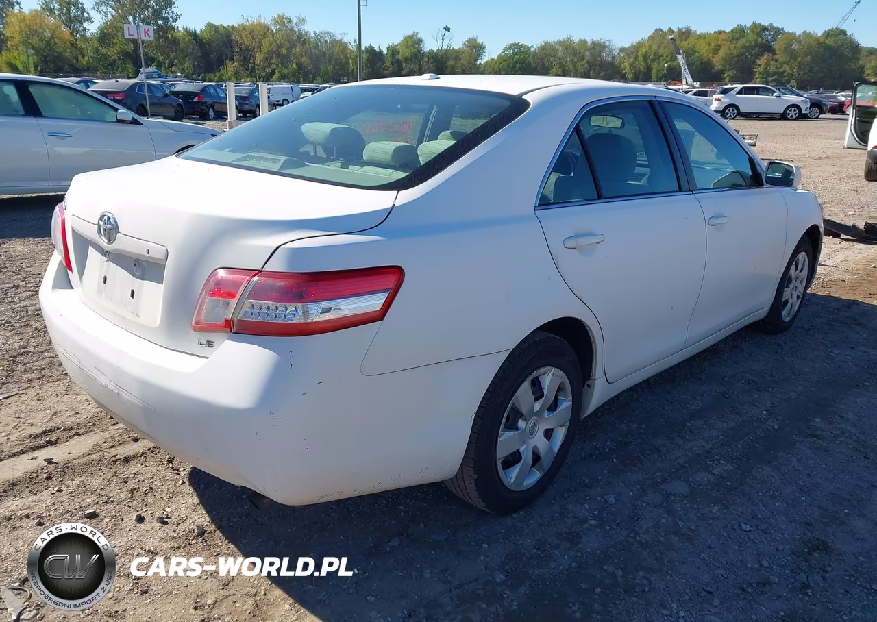 2010 Toyota Camry Le VIN:4T1BF3EK1AU566175 - 4