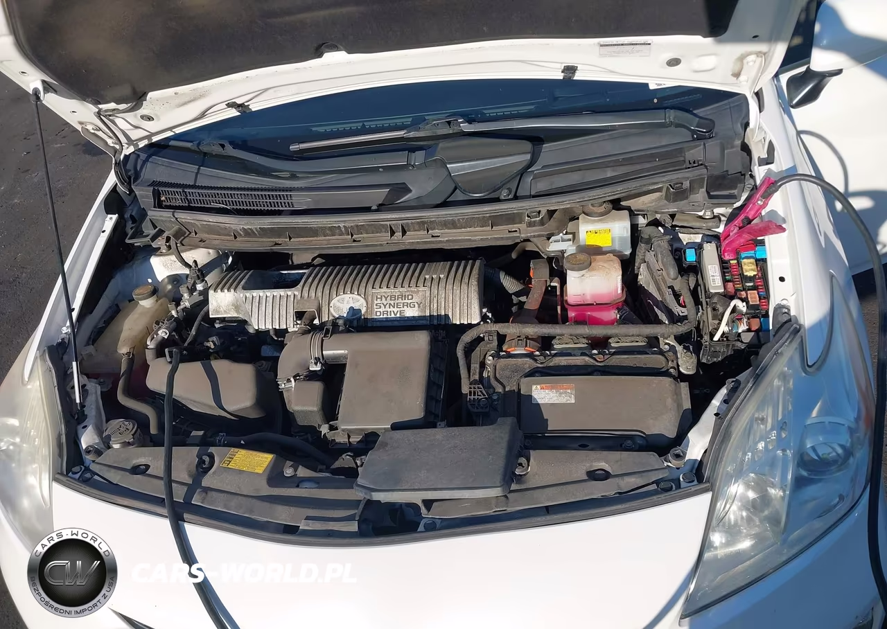 2013 Toyota Prius Four VIN:JTDKN3DU1D5639425 - 10