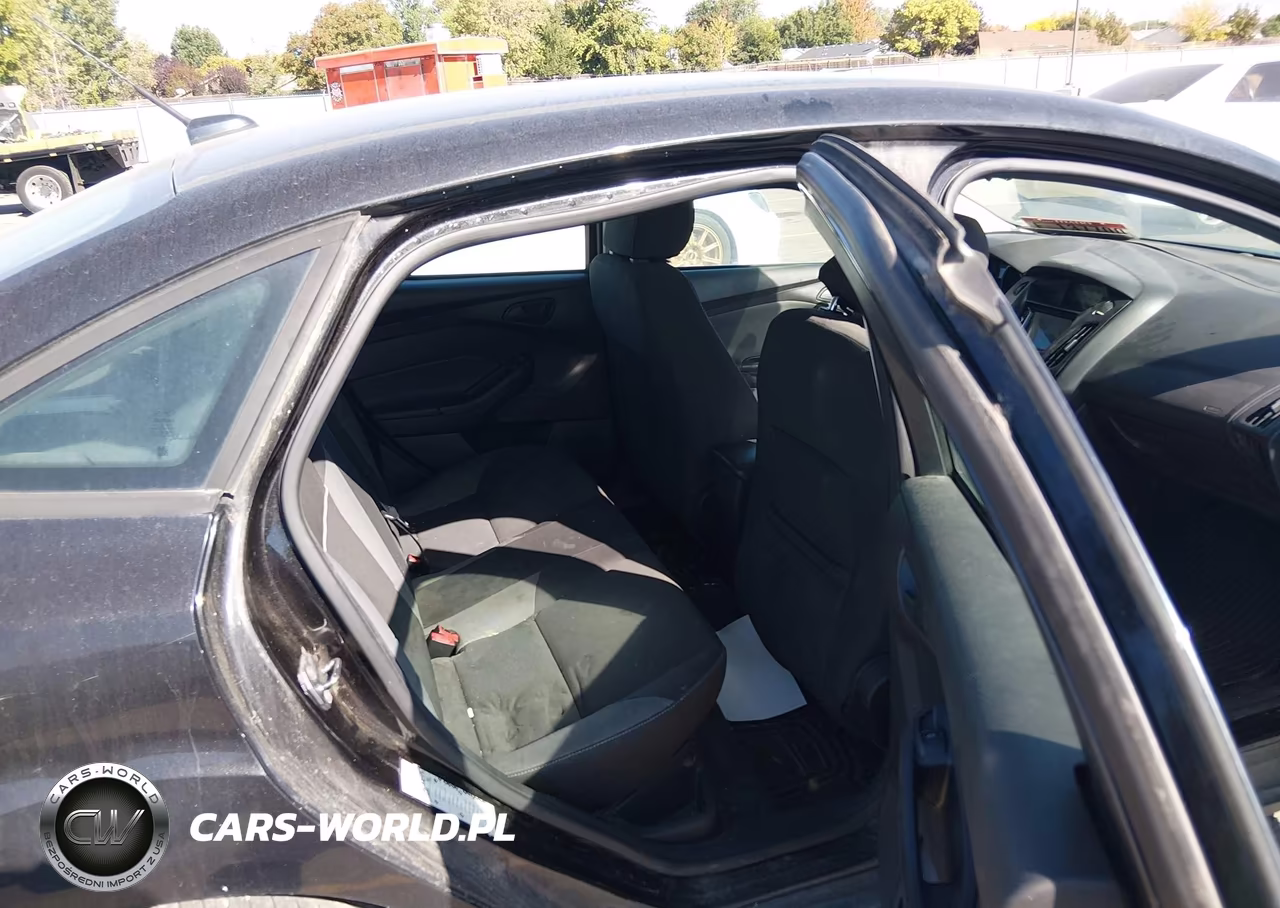 2012 Ford Focus Se VIN:1FAHP3F24CL424671 - 8