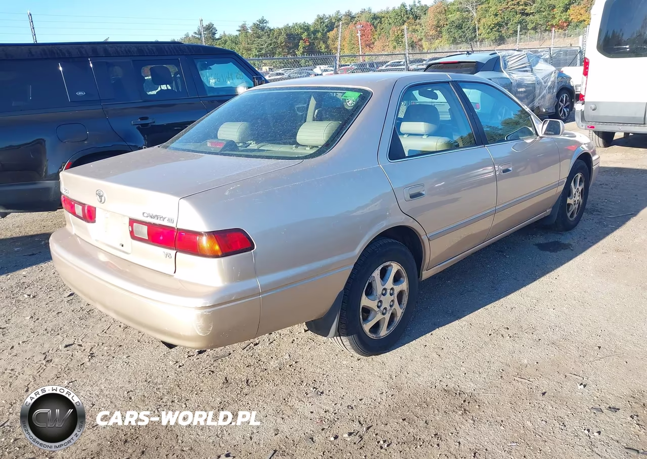 1999 Toyota Camry Xle V6 VIN:JT2BF28KXX0213775 - 4