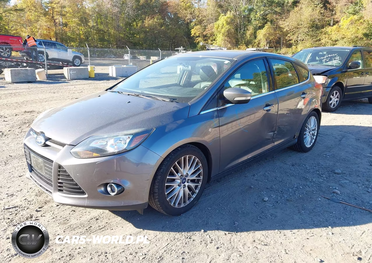 2014 Ford Focus Titanium VIN:1FADP3N20EL102225 - 2